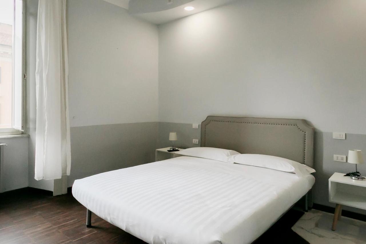 Dm69 - Termini Monti Crossroads Hotel Roma Exterior foto