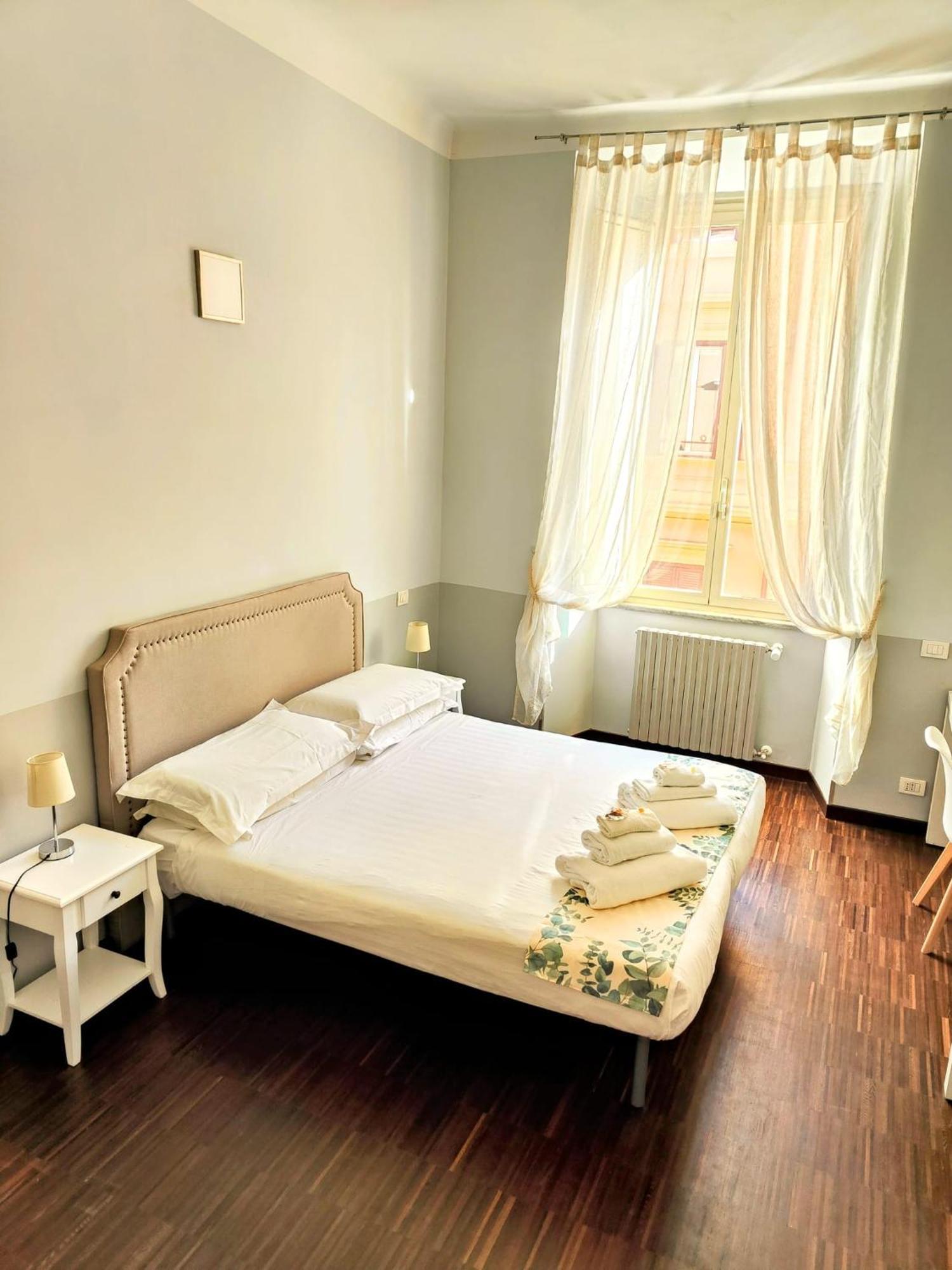 Dm69 - Termini Monti Crossroads Hotel Roma Exterior foto